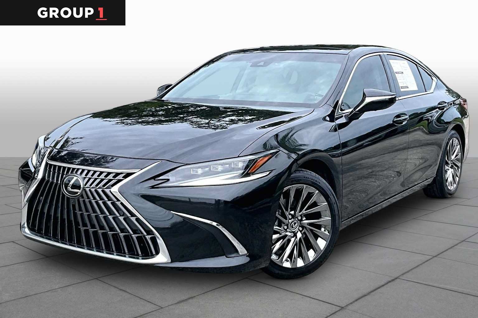 Used 2025 Lexus ES 350 Ultra Luxury w/ Accessory Package (Z2)