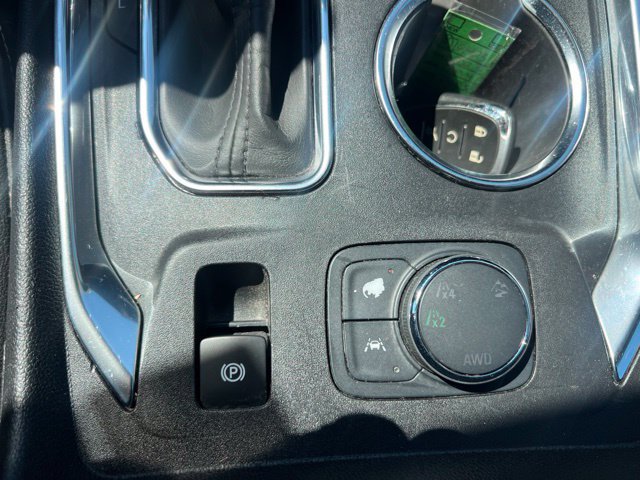 Used 2023 Chevrolet Traverse LT AWD/4WD image 31