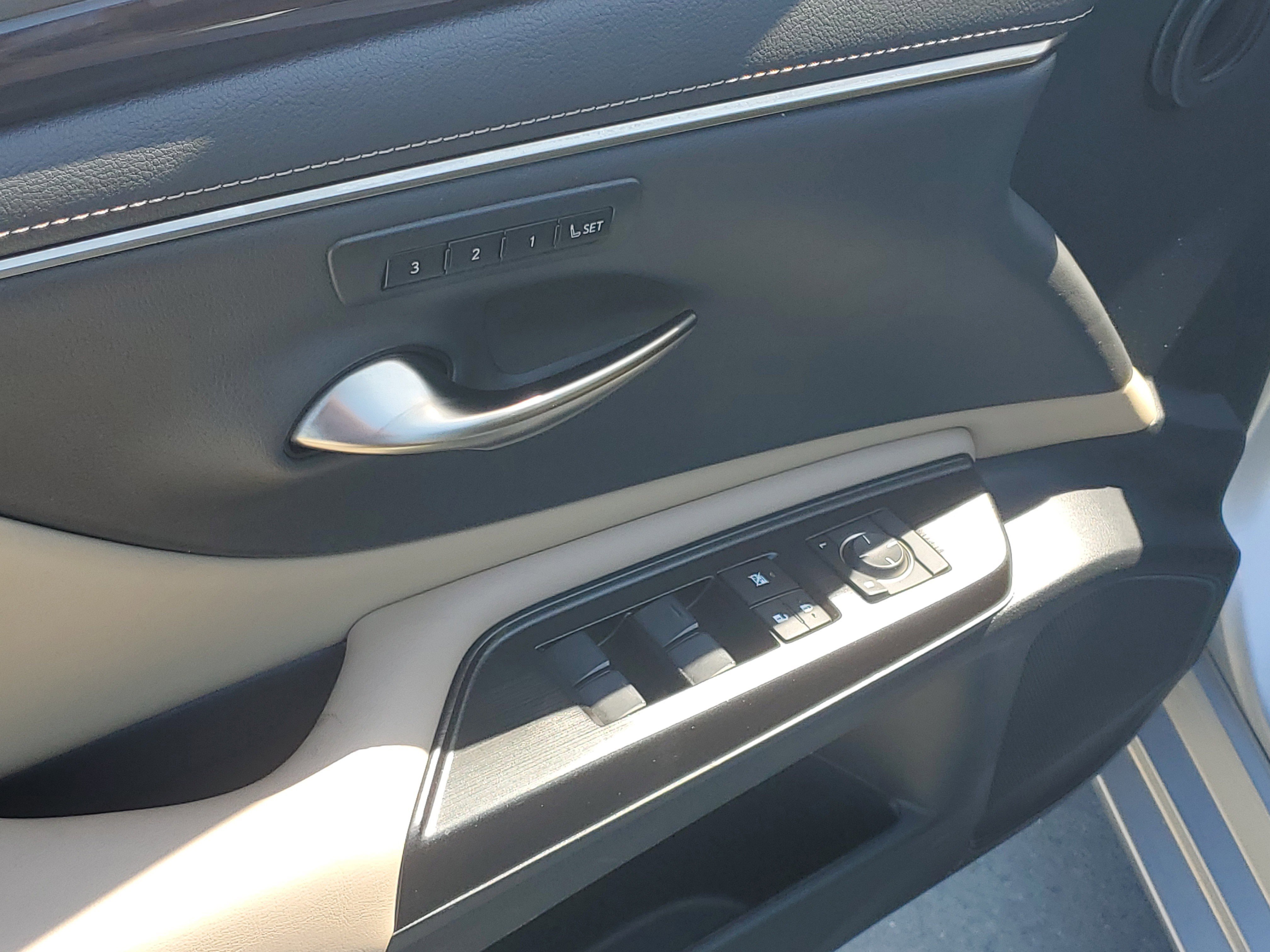 Used 2019 Lexus ES 350 w/ Premium Package FWD image 21