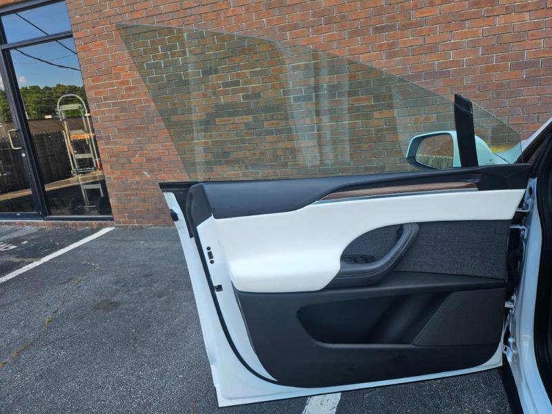 Used 2023 Tesla Model X image 34