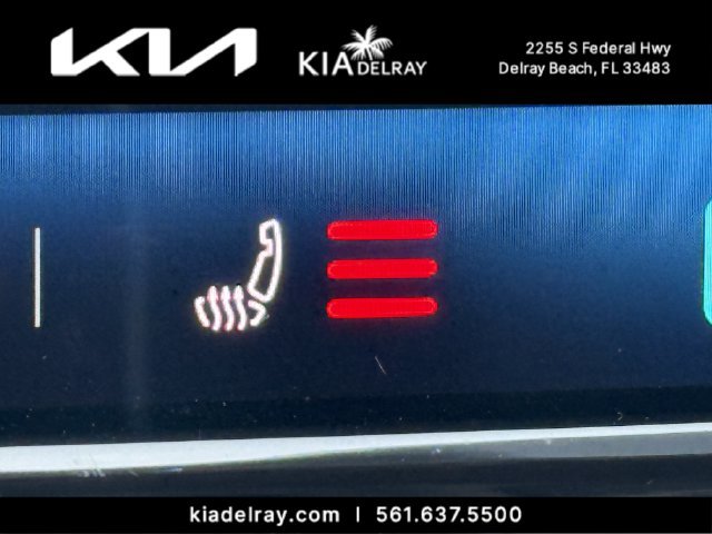 Used 2025 Volkswagen Tiguan SE FWD image 24