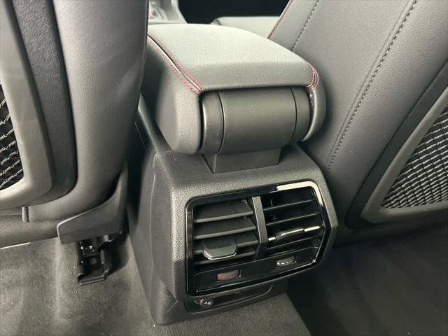 Certified 2025 Audi Q3 2.0T Premium Plus w/ Premium Plus Package image 19