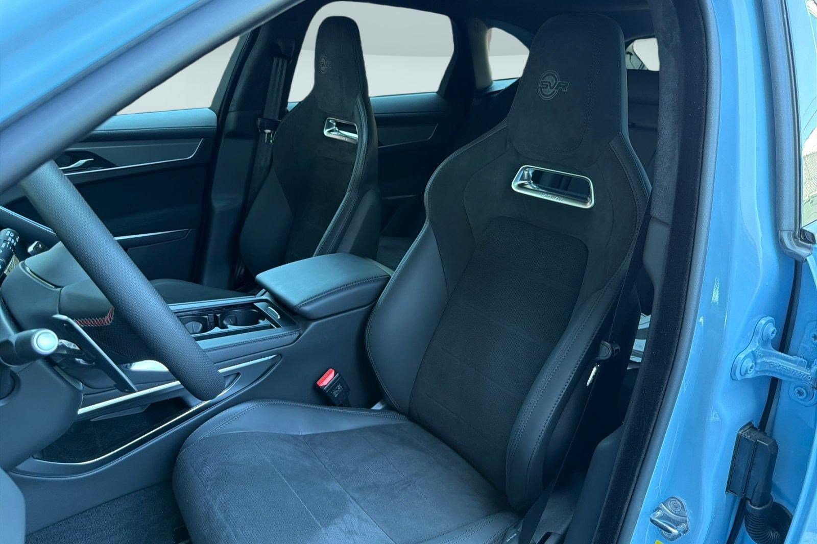 New 2026 Jaguar F-PACE SVR 575 Edition AWD/4WD image 5