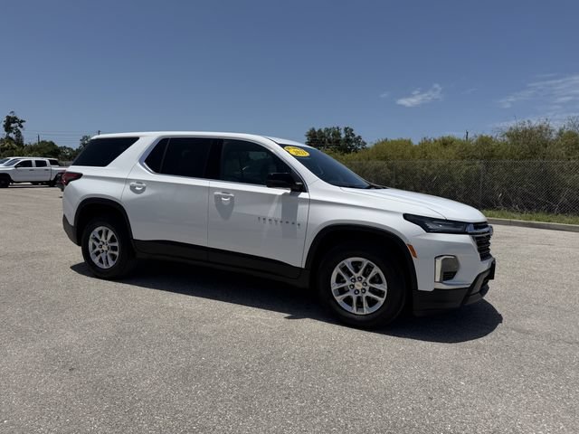 Used 2023 Chevrolet Traverse LS FWD image 2
