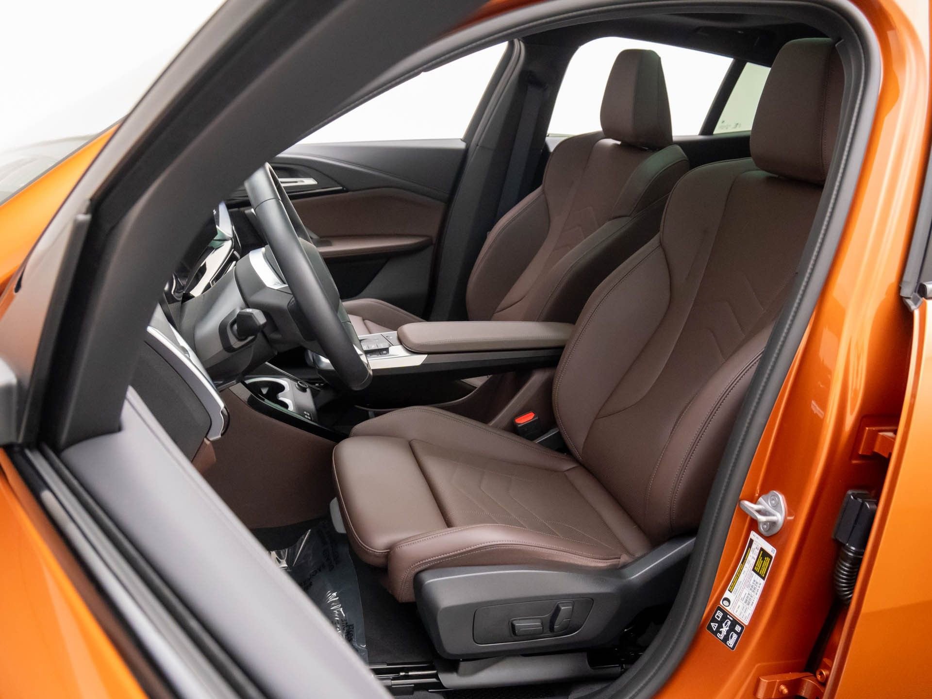 Certified 2025 BMW X2 xDrive28i image 16