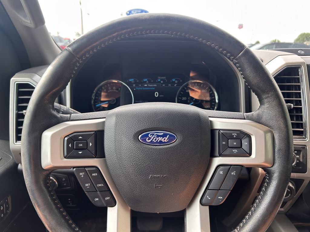 Used 2019 Ford F150 Lariat w/ Equipment Group 502A Luxury AWD/4WD image 27