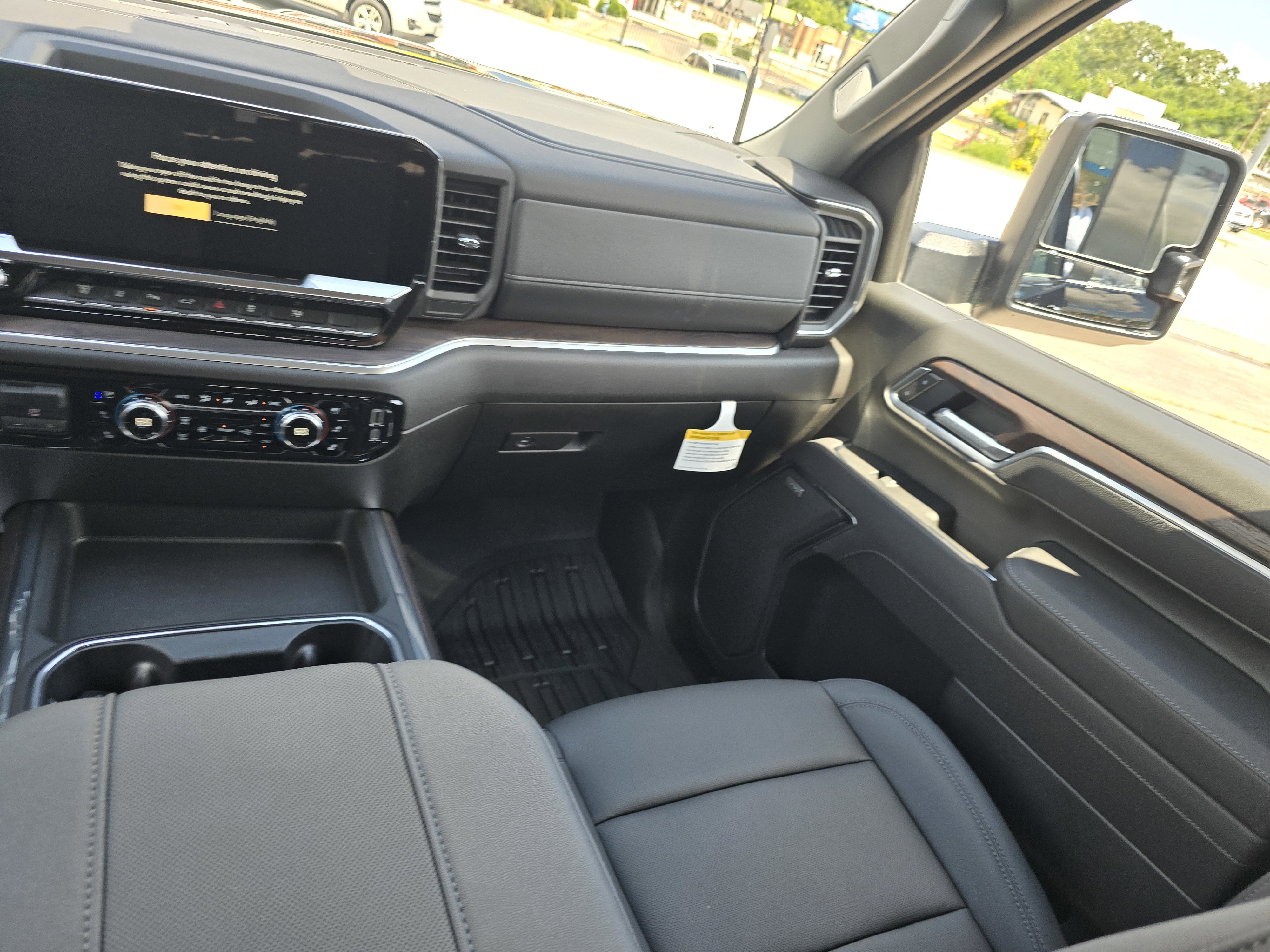 New 2025 GMC Sierra 2500 SLT w/ SLT Convenience Package image 25