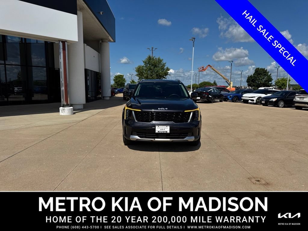 Used 2025 Kia Sorento EX FWD image 8