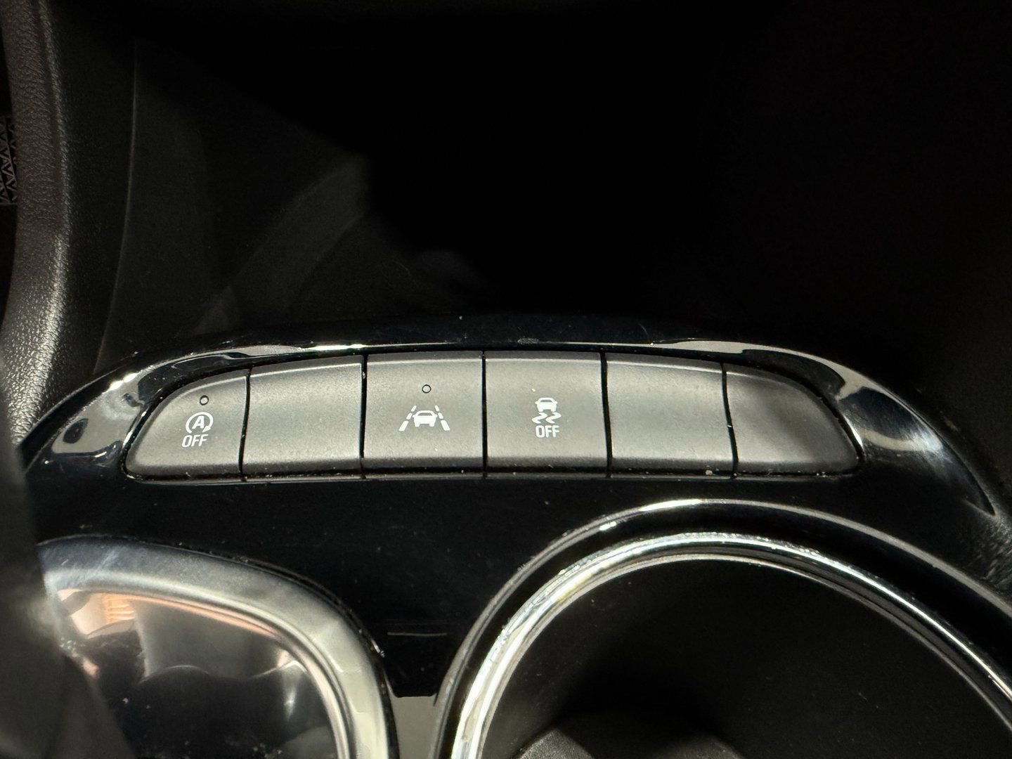 Used 2021 Buick Encore GX Select image 15