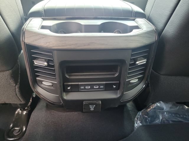 New 2026 RAM 2500 Limited AWD/4WD image 10