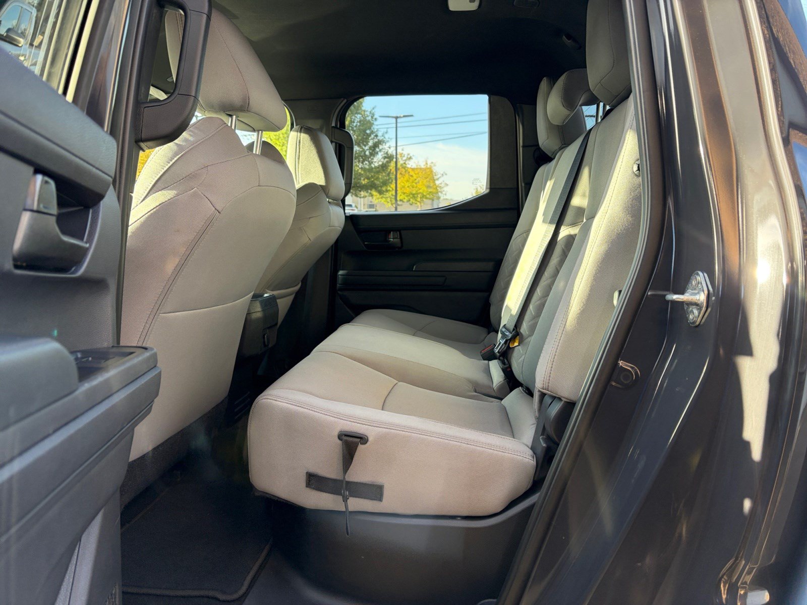 Certified 2025 Toyota Tacoma SR5 AWD/4WD image 24
