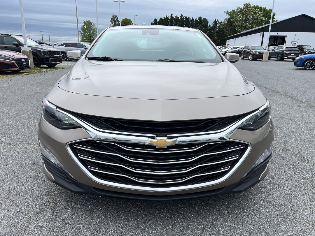 Used 2023 Chevrolet Malibu LT w/ Driver Confidence Package FWD image 10