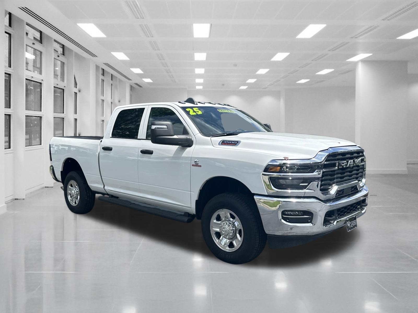 Used 2025 RAM 3500 Tradesman AWD/4WD image 3