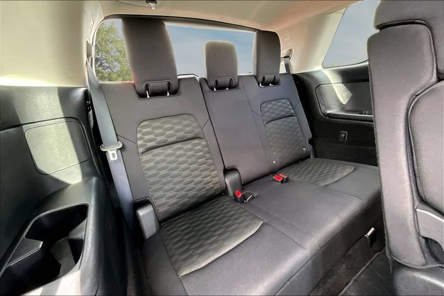 Certified 2024 Nissan Pathfinder SV FWD image 26