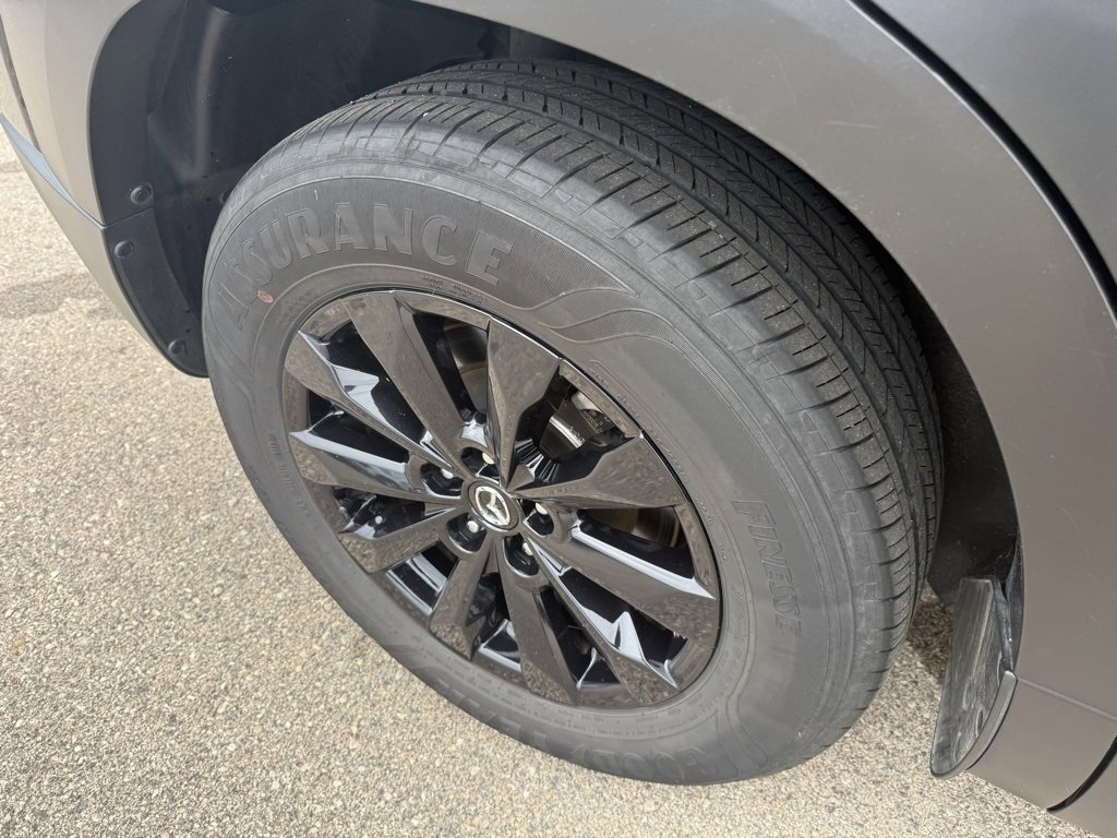 Used 2024 MAZDA CX-50 AWD 2.5 S w/ Premium Package image 3