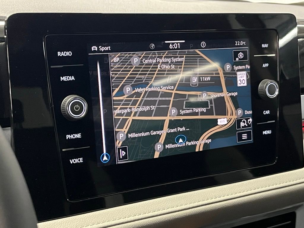 New 2025 Volkswagen Taos SEL image 29