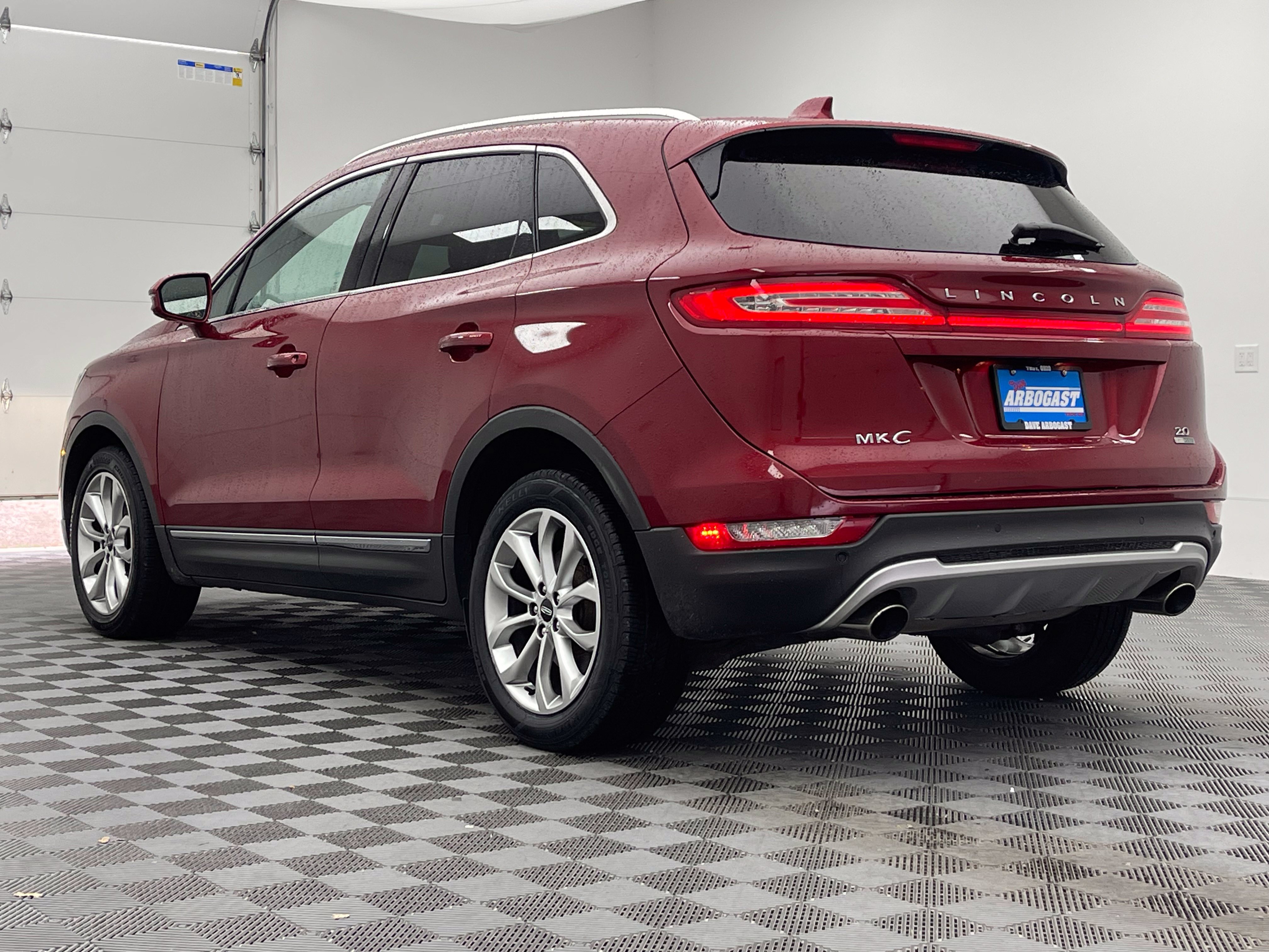 Used 2015 Lincoln MKC FWD w/ Equipment Group 101A Select image 10
