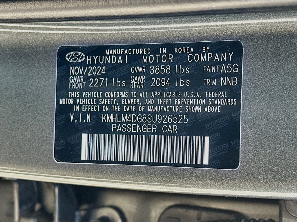 Used 2025 Hyundai Elantra Sport FWD image 29