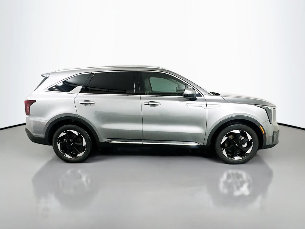 Used 2025 Kia Sorento EX w/ EX Panoramic Sunroof Package FWD image 4