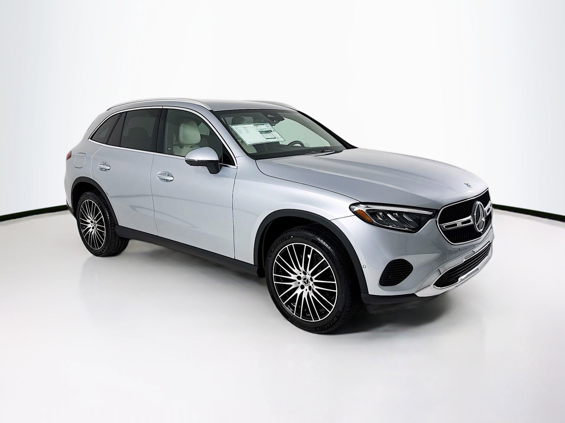 New 2026 Mercedes-Benz GLC 300 image 1