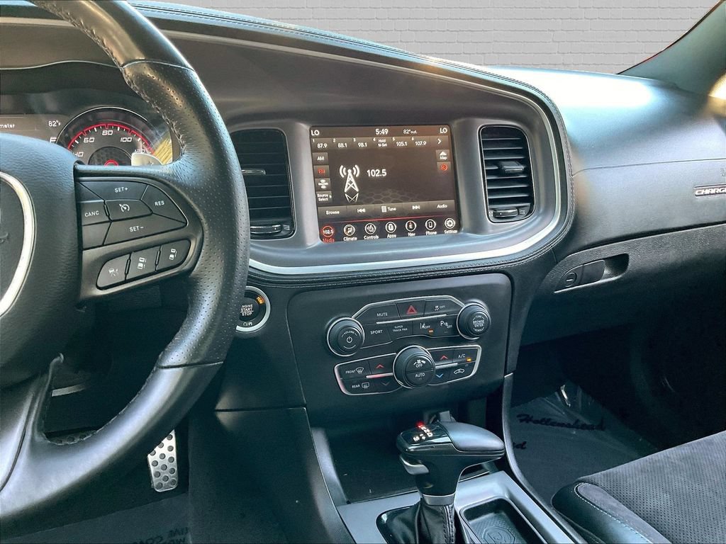 Used 2022 Dodge Charger R/T w/ Plus Group RWD image 8