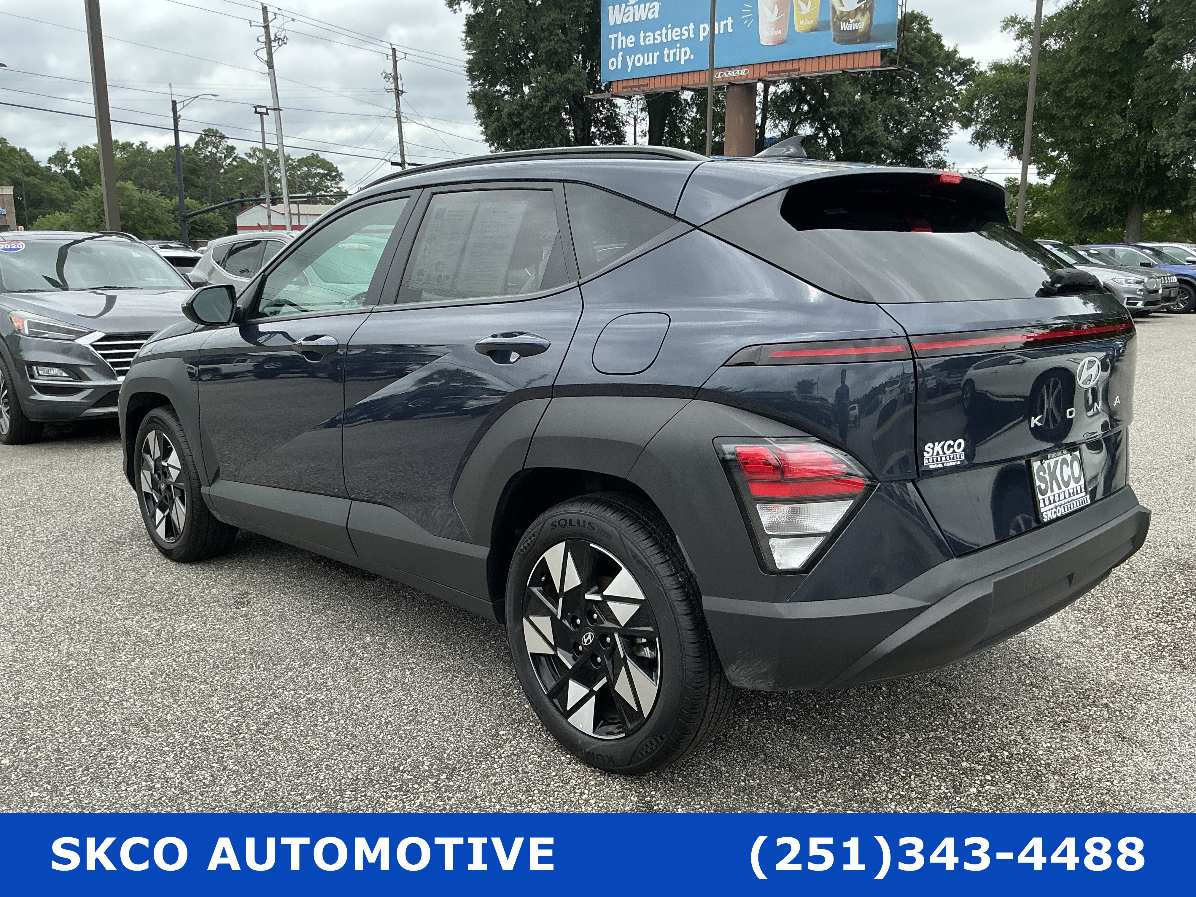 Used 2025 Hyundai Kona SEL FWD image 3