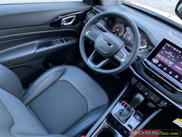 New 2026 Jeep Compass Latitude image 21