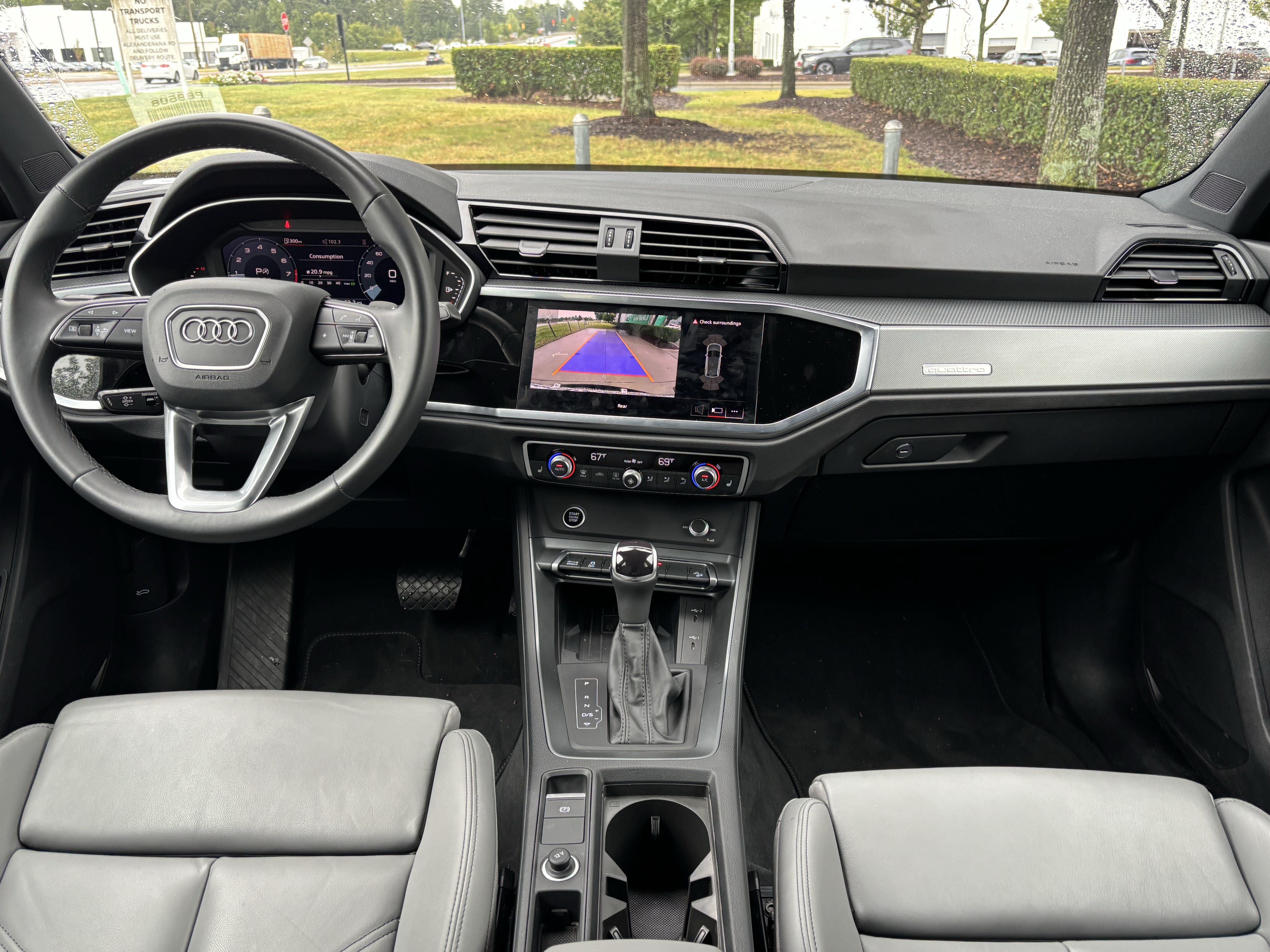 Used 2025 Audi Q3 2.0T Premium w/ Convenience Package AWD/4WD image 33