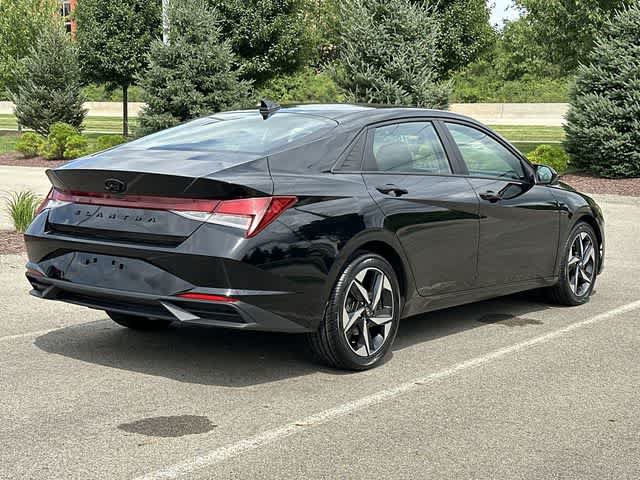 Used 2023 Hyundai Elantra SEL w/ Convenience Package FWD image 32