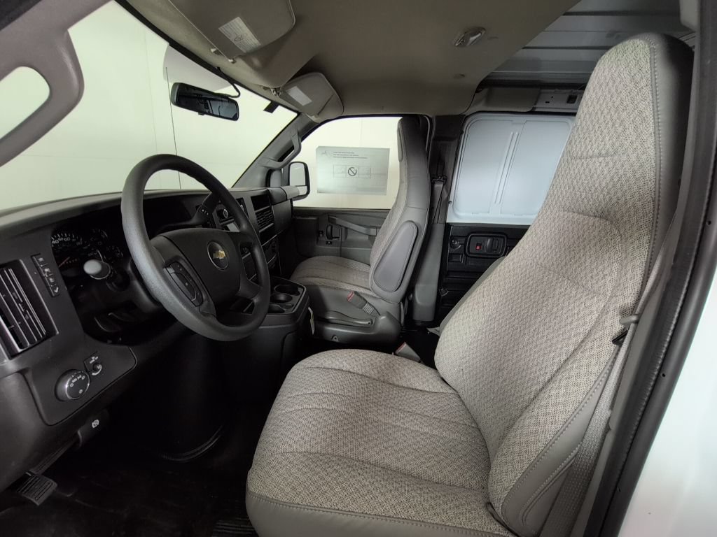 New 2026 Chevrolet Express 2500 w/ Driver Convenience Package RWD image 10