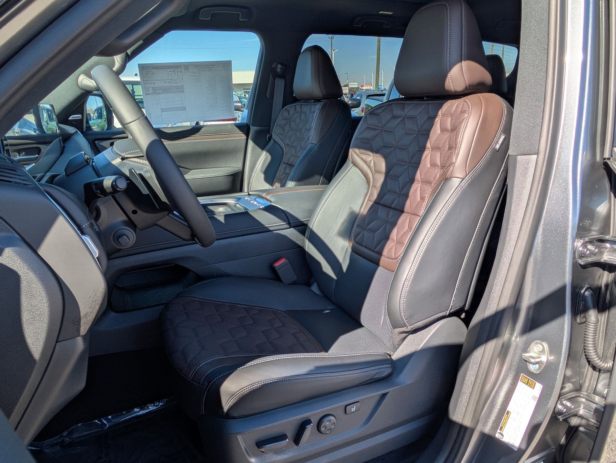 New 2026 Nissan Armada Platinum Reserve image 13