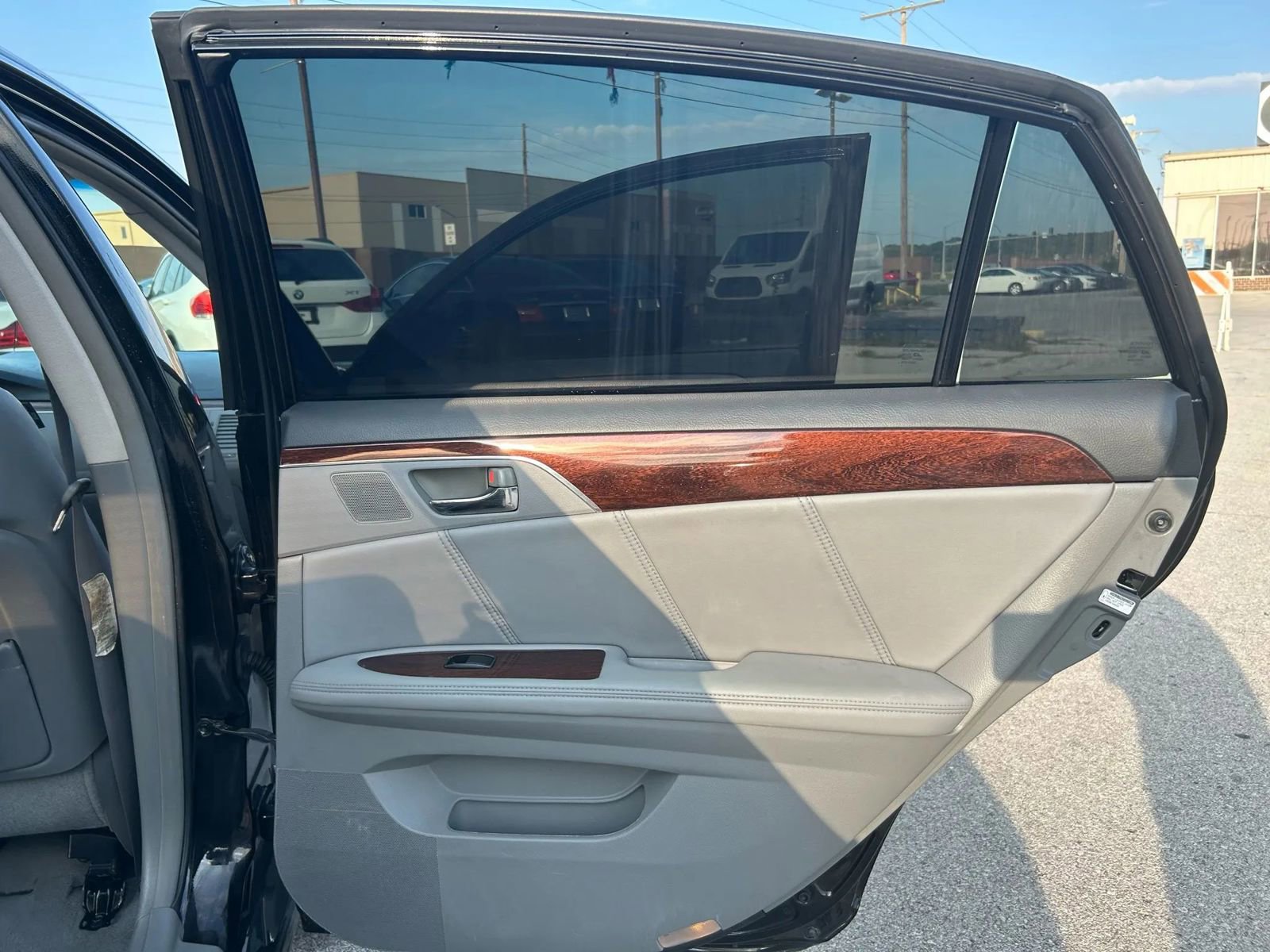 Used 2008 Toyota Avalon XL image 13