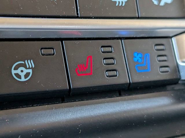 Used 2024 Ford Expedition Max XLT image 21