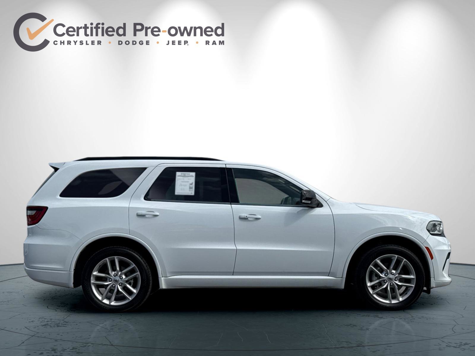 Used 2023 Dodge Durango GT AWD/4WD image 3