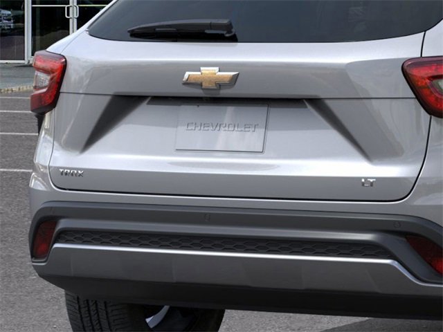 New 2026 Chevrolet Trax LT w/ Sunroof Package image 14