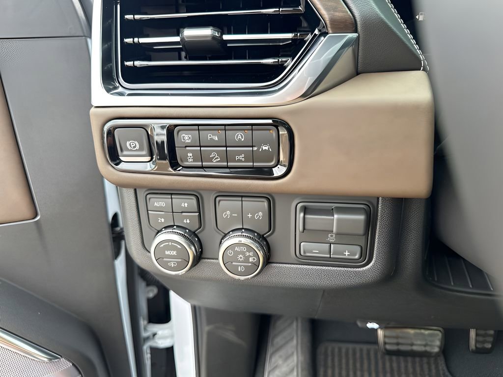 New 2026 GMC Yukon XL Denali Ultimate image 30