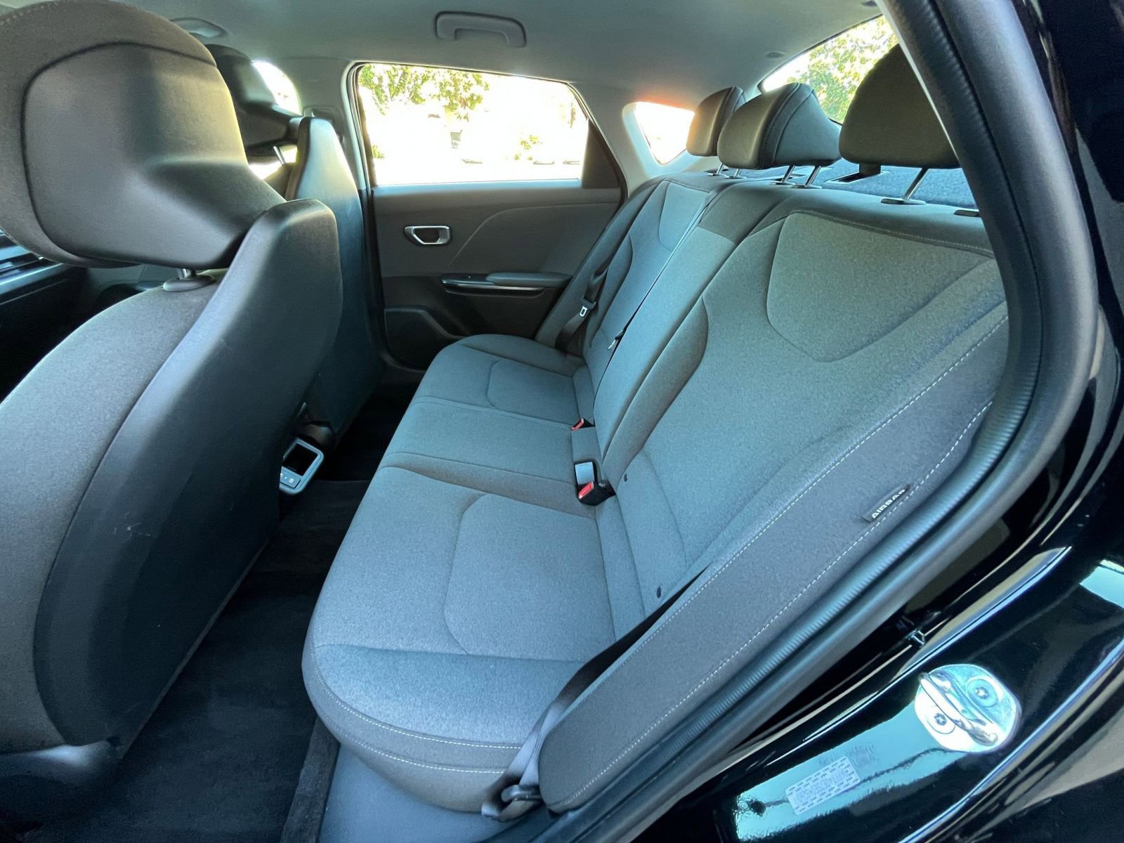 Used 2025 Kia K4 FWD image 24