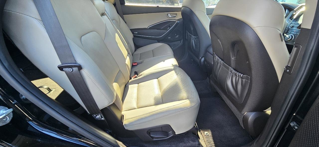 Used 2018 Hyundai Santa Fe SE Ultimate 3.3L Auto AWD image 17