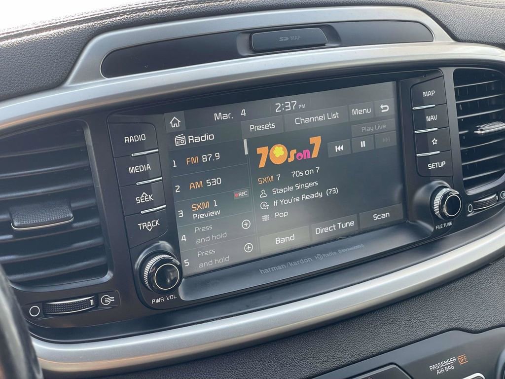 Used 2019 Kia Sorento EX w/ EX Touring Package image 12