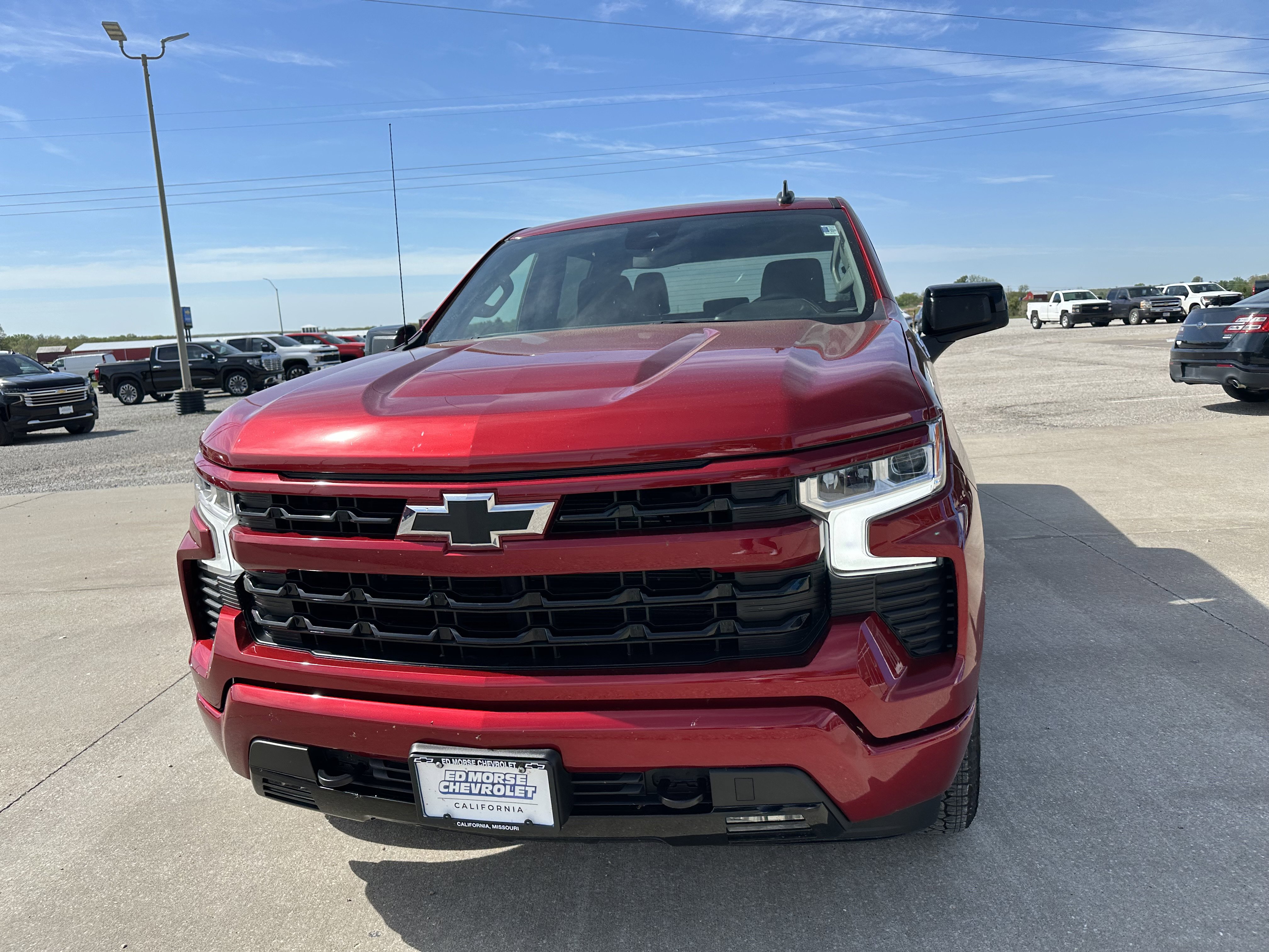 Used 2024 Chevrolet Silverado 1500 RST w/ Z71 Off-Road Package AWD/4WD image 10