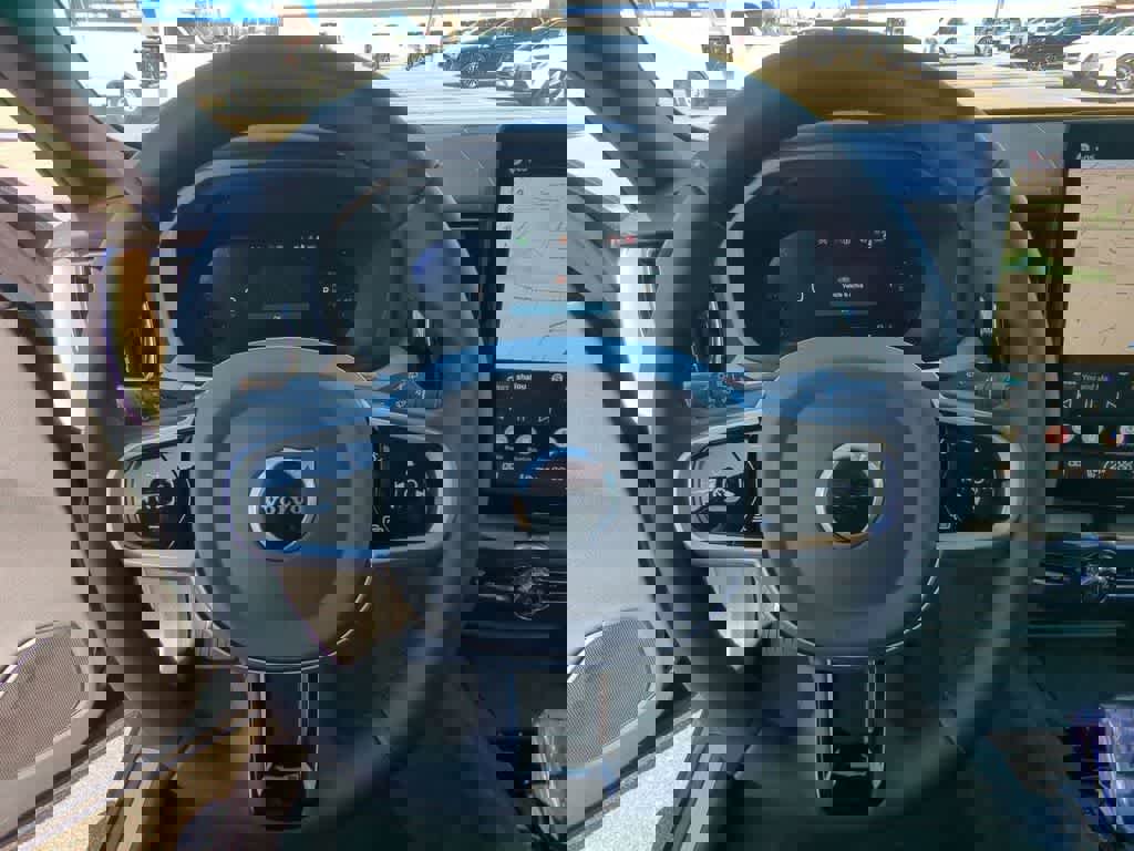 New 2026 Volvo XC60 T8 Plus w/ Protection Package Premier image 21