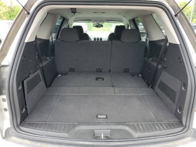 Used 2009 GMC Acadia SLE w/ Preferred Package FWD image 6