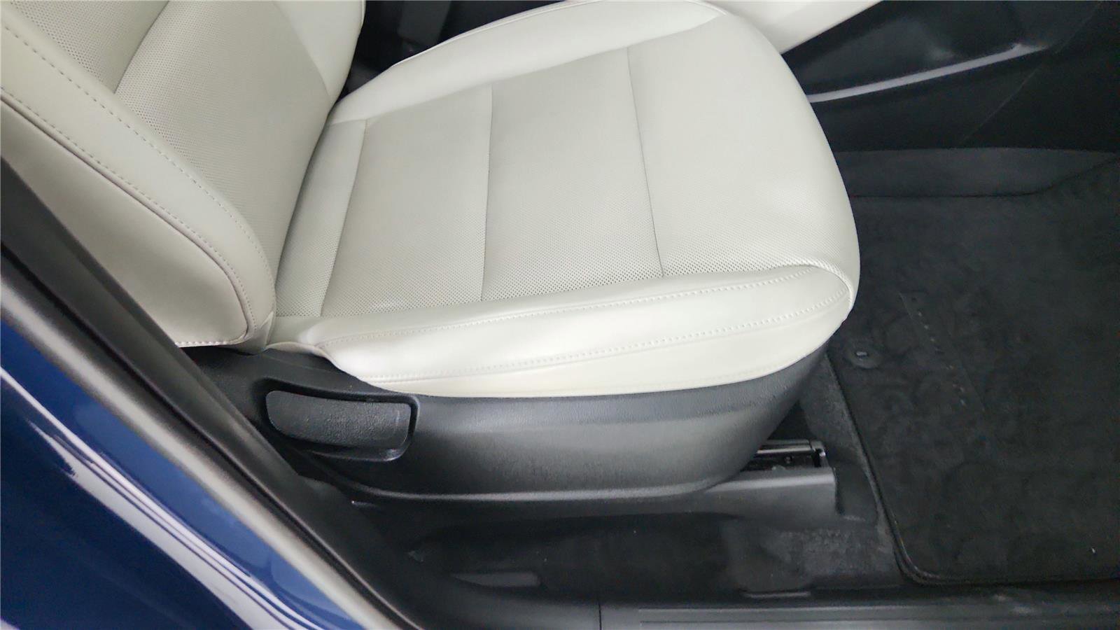 Used 2025 Kia Telluride S image 23