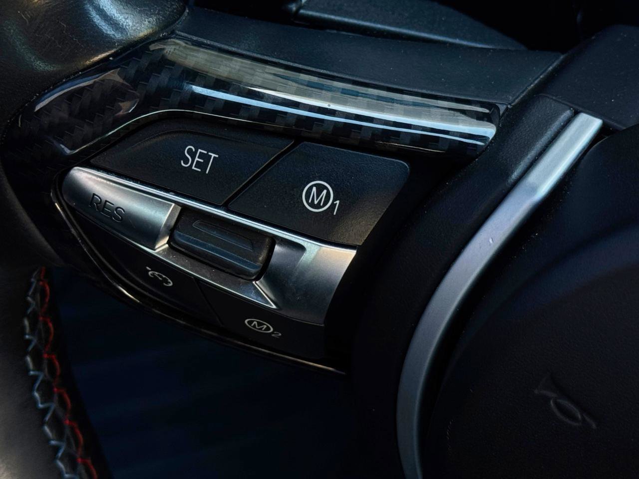 Used 2018 BMW M4 Convertible image 16