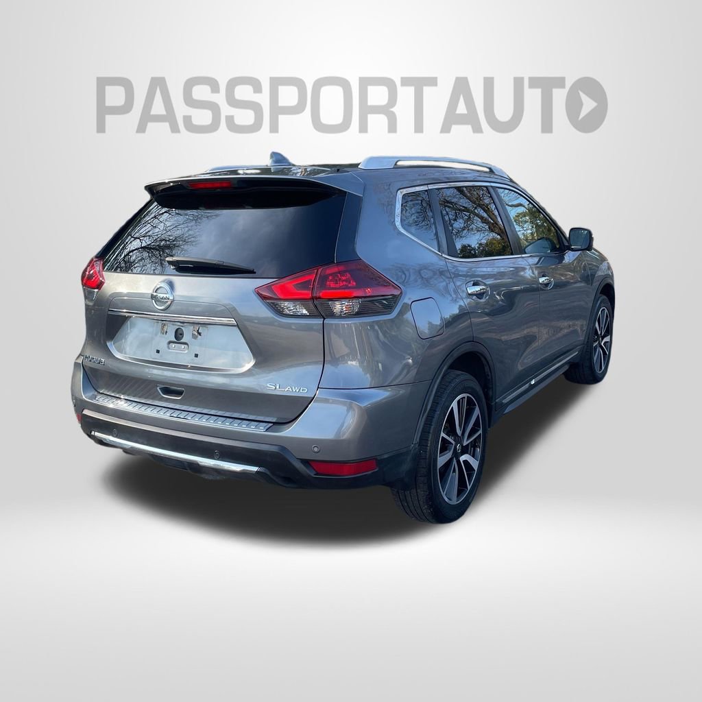 Used 2019 Nissan Rogue SL image 2