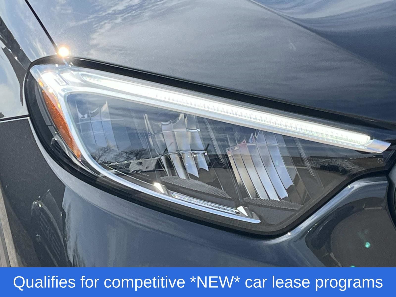 Used 2025 Mercedes-Benz GLC 300 image 8