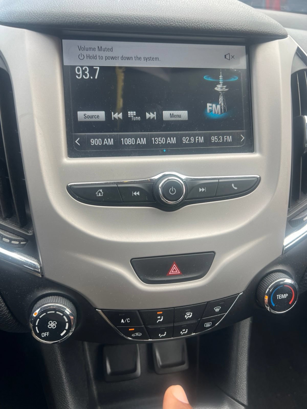Used 2018 Chevrolet Cruze LS FWD image 6