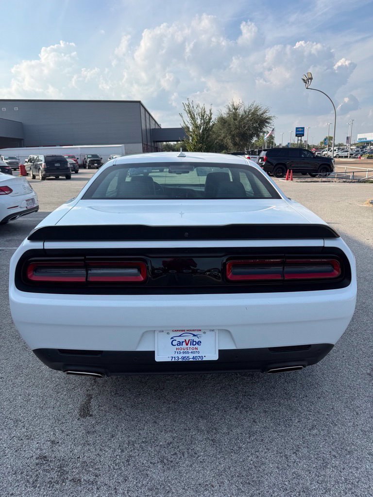 Used 2023 Dodge Challenger SXT w/ Plus Package RWD image 6