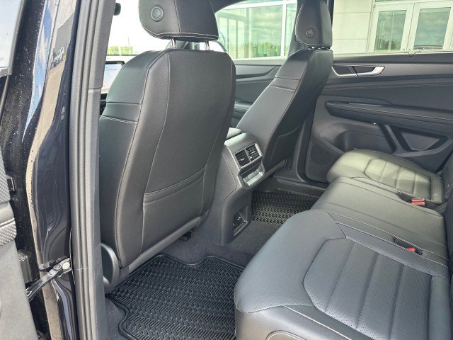 New 2025 Volkswagen Atlas Cross Sport SEL image 22