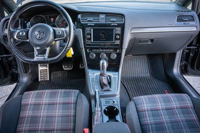 Used 2018 Volkswagen GTI S image 27
